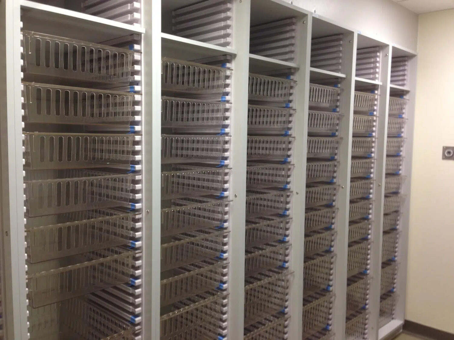 HTM71 Full Height Unit example