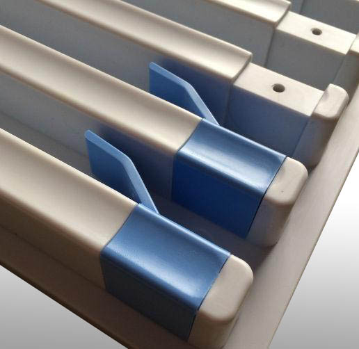 Arrester clip on liner